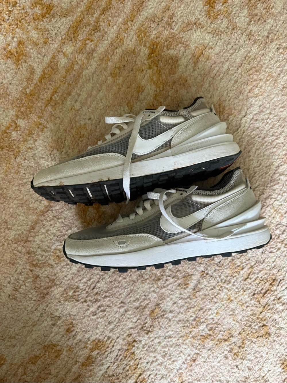 Nike Women’s waffle one sneaker